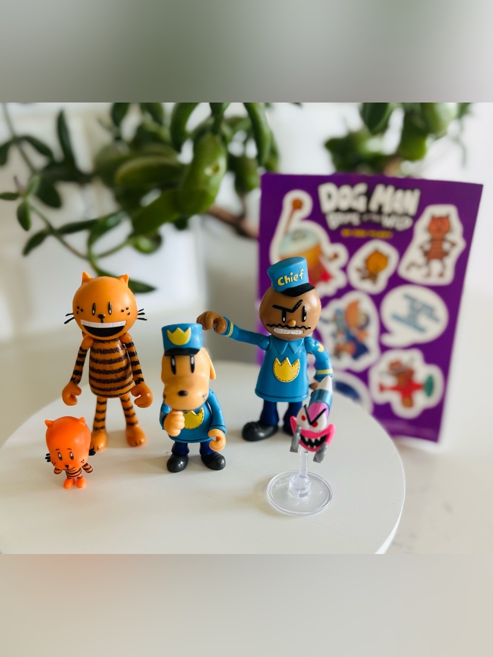 DogMan Figure Set